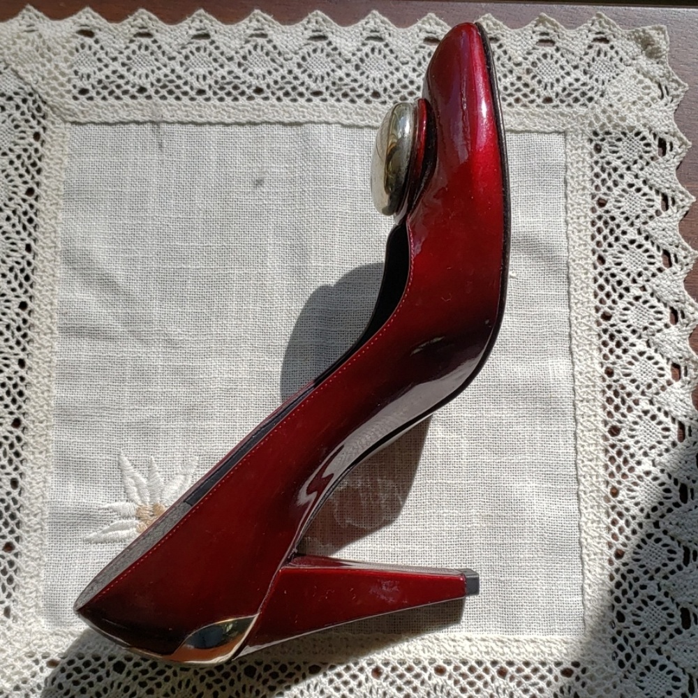 Stuart Weitzman Dark Red Pumps With Button The - image 8